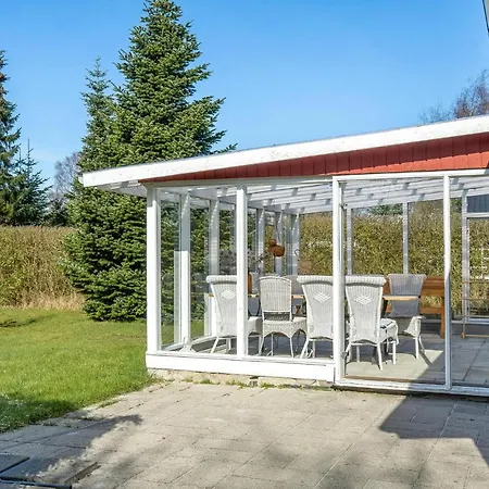 Amazing In Idestrup With Kitchen Feriehus